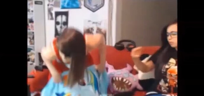 Screenshot_20251203_004417_YouTube